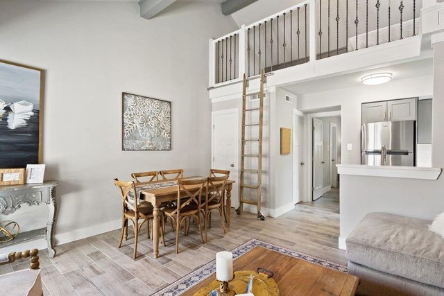 103 Island DR 1, Horseshoe Bay, TX 78657