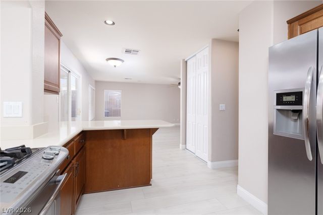 10873 Carberry Hill Street, Las Vegas, NV 89141