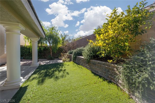 10873 Carberry Hill Street, Las Vegas, NV 89141