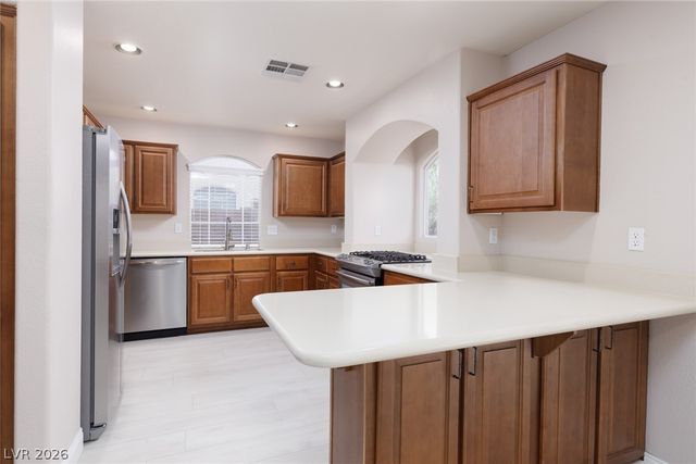 10873 Carberry Hill Street, Las Vegas, NV 89141