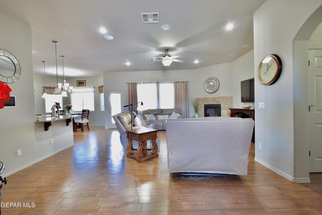 746 GOLD BEACH Drive, Canutillo, TX 79835