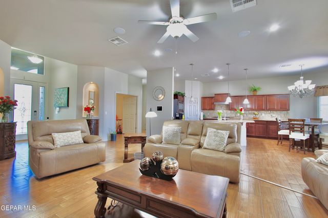 746 GOLD BEACH Drive, Canutillo, TX 79835