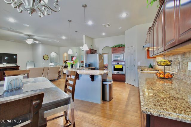 746 GOLD BEACH Drive, Canutillo, TX 79835