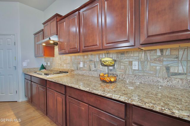 746 GOLD BEACH Drive, Canutillo, TX 79835