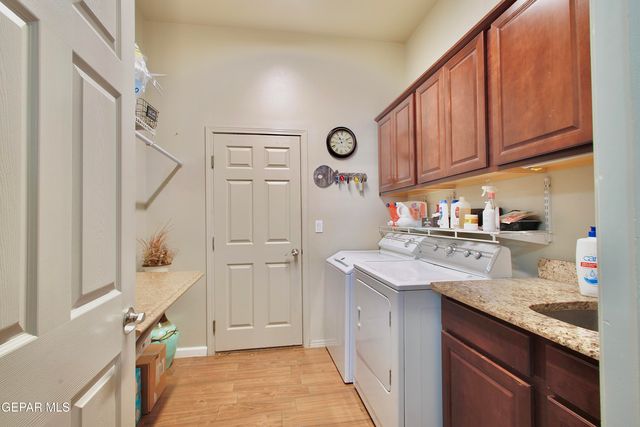 746 GOLD BEACH Drive, Canutillo, TX 79835