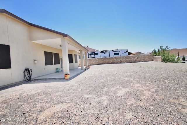 746 GOLD BEACH Drive, Canutillo, TX 79835