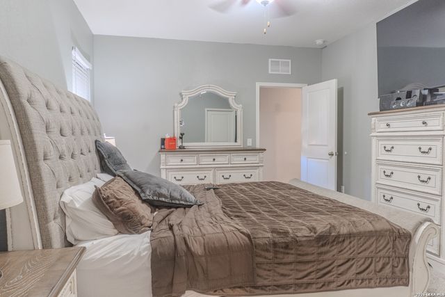 5303 Flying Hooves, San Antonio, TX 78222