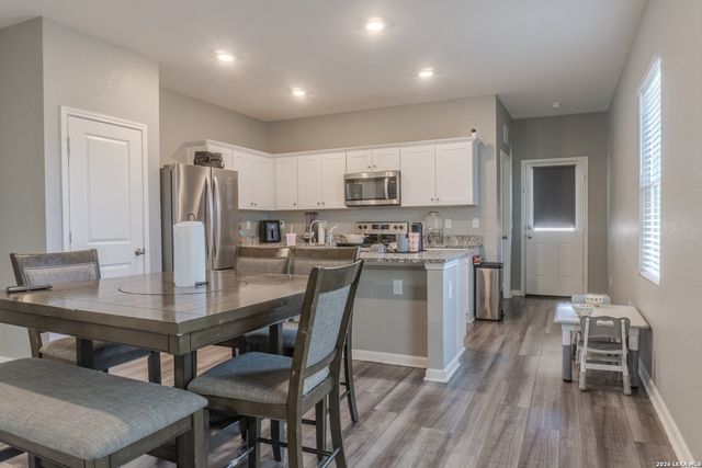 5303 Flying Hooves, San Antonio, TX 78222