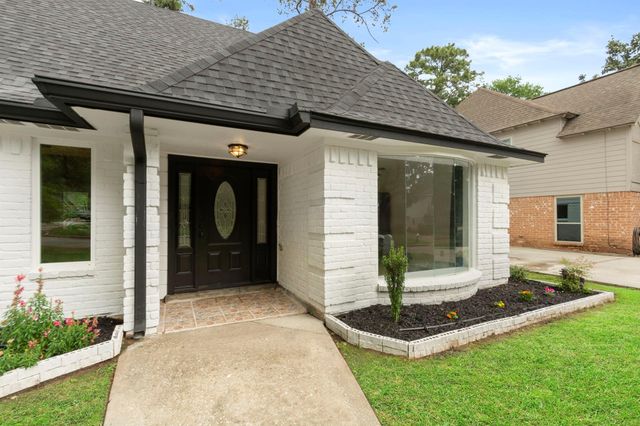 9222 New Forest Road, Spring, TX 77379