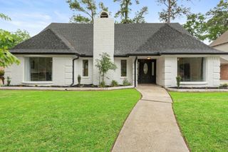 9222 New Forest Road, Spring, TX 77379