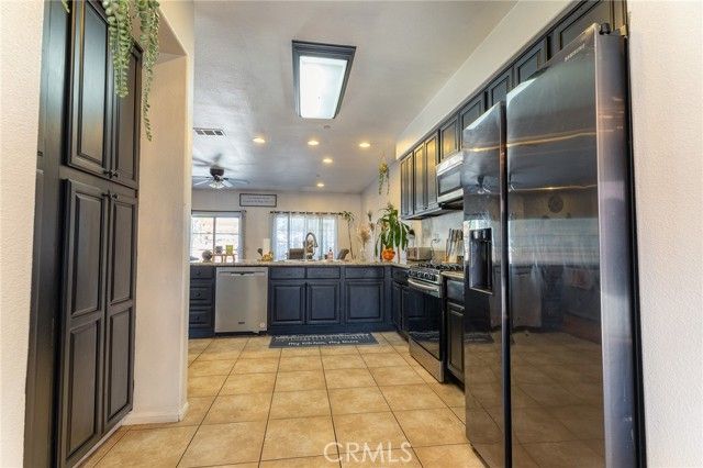 14176 Kiowa, Apple Valley, CA 92307