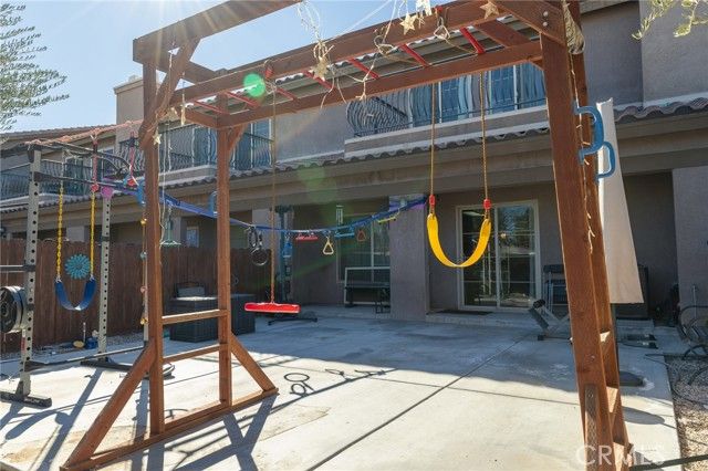 14176 Kiowa, Apple Valley, CA 92307