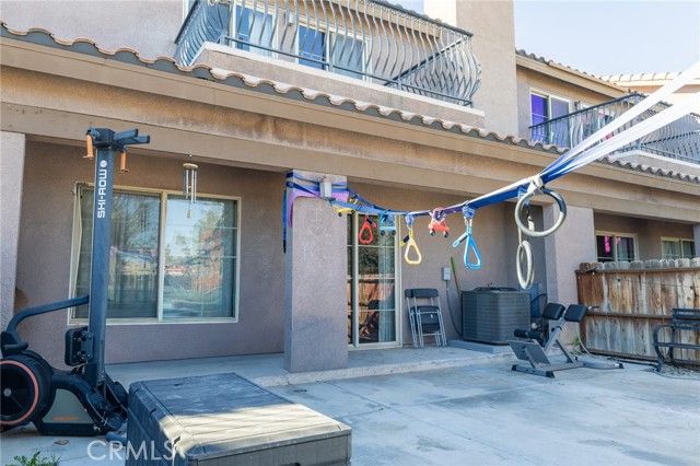 14176 Kiowa, Apple Valley, CA 92307