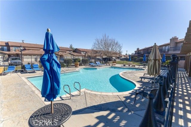 14176 Kiowa, Apple Valley, CA 92307