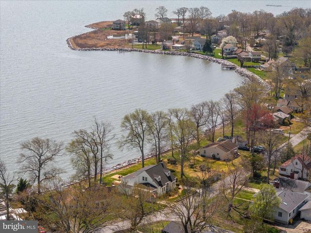 5229 AL JONES DR, Shady Side, MD 20764