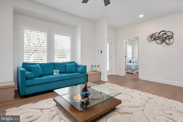 5229 AL JONES DR, Shady Side, MD 20764