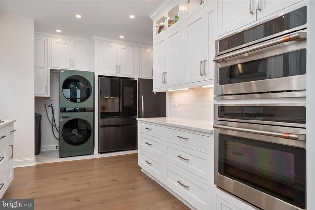 5229 AL JONES DR, Shady Side, MD 20764