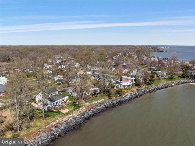 5229 AL JONES DR, Shady Side, MD 20764