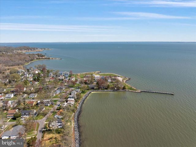 5229 AL JONES DR, Shady Side, MD 20764