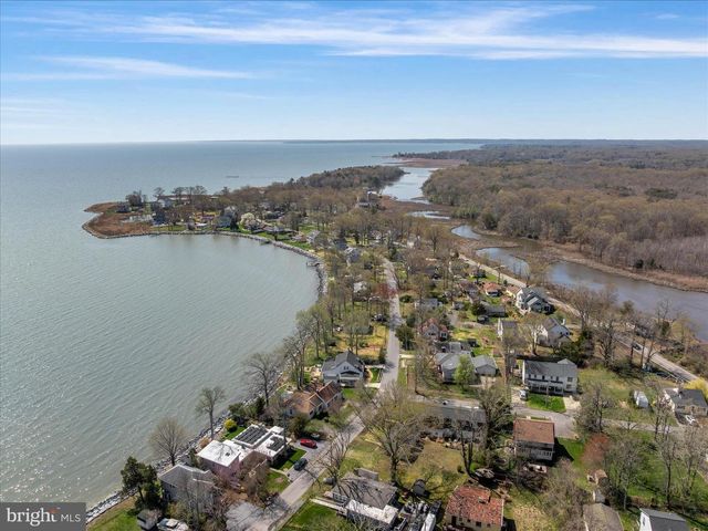 5229 AL JONES DR, Shady Side, MD 20764