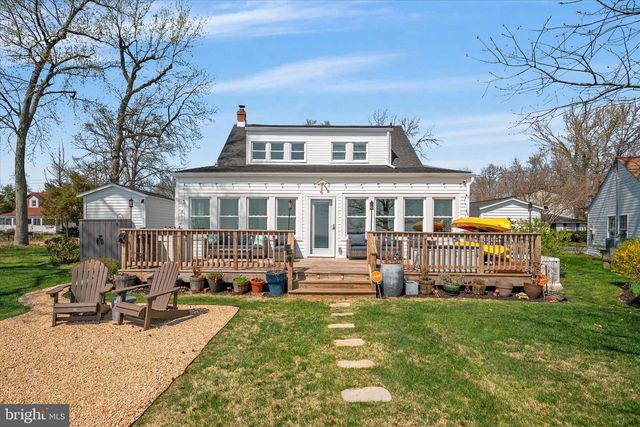 5229 AL JONES DR, Shady Side, MD 20764