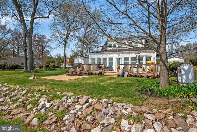 5229 AL JONES DR, Shady Side, MD 20764