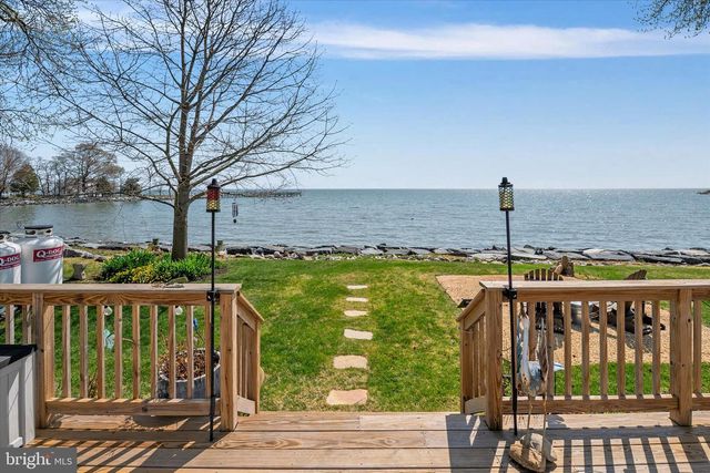 5229 AL JONES DR, Shady Side, MD 20764