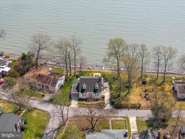 5229 AL JONES DR, Shady Side, MD 20764