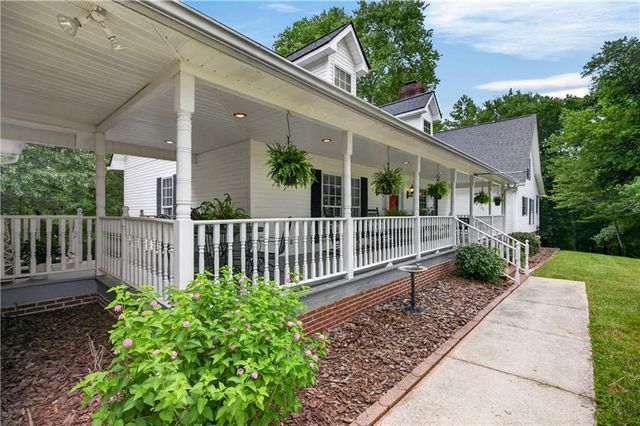 2404 Corinth Poseyville Road, Bremen, GA 30110