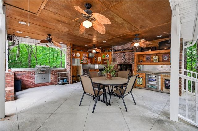 2404 Corinth Poseyville Road, Bremen, GA 30110