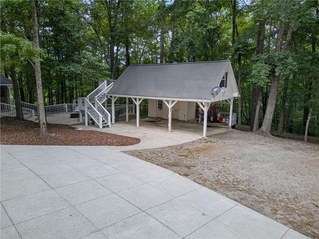 2404 Corinth Poseyville Road, Bremen, GA 30110