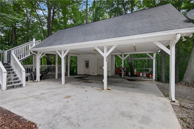 2404 Corinth Poseyville Road, Bremen, GA 30110