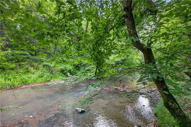 2404 Corinth Poseyville Road, Bremen, GA 30110
