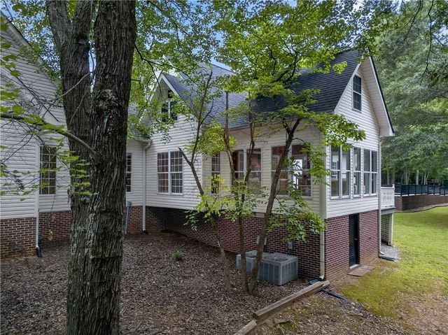 2404 Corinth Poseyville Road, Bremen, GA 30110