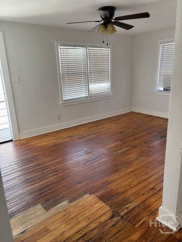 1703 Reynolds Street, Savannah, GA 31401
