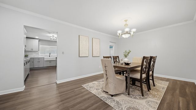 7807 Hixson Pike, Hixson, TN 37343