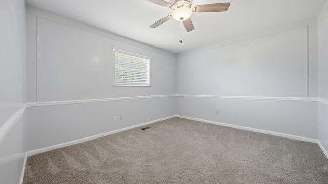 7807 Hixson Pike, Hixson, TN 37343