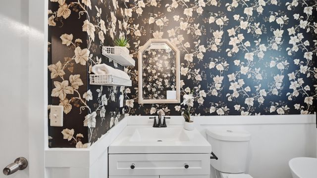 7807 Hixson Pike, Hixson, TN 37343