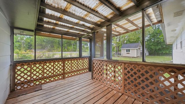 7807 Hixson Pike, Hixson, TN 37343