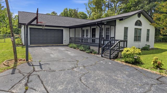 7807 Hixson Pike, Hixson, TN 37343