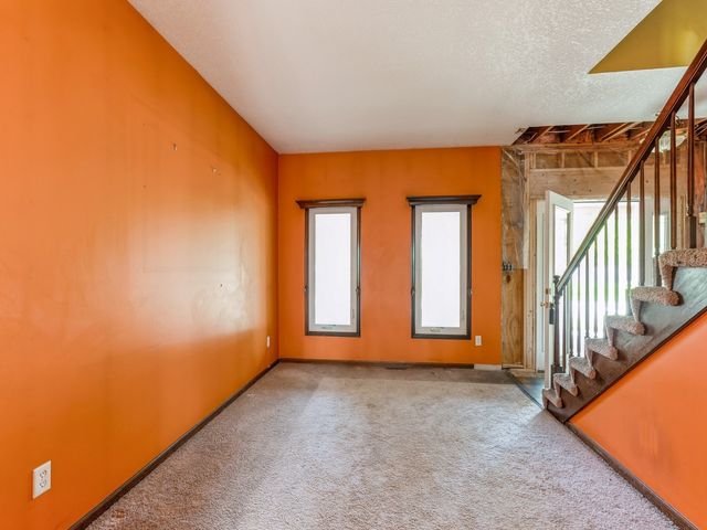 2085 Country Club Boulevard, Clive, IA 50325