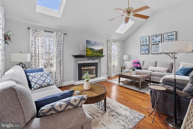 58 WILLOW CREEK LN, Newark, DE 19711