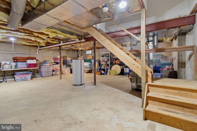 58 WILLOW CREEK LN, Newark, DE 19711