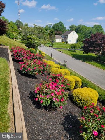 58 WILLOW CREEK LN, Newark, DE 19711