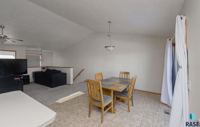 8602 W Lavern Wipf St Street 2, Sioux Falls, SD 57106