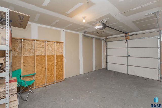 8602 W Lavern Wipf St Street 2, Sioux Falls, SD 57106