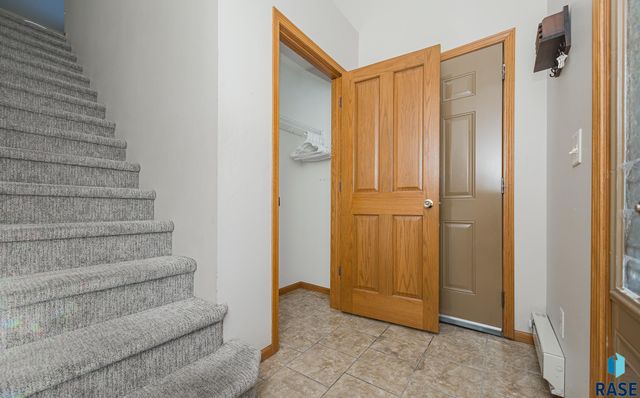 8602 W Lavern Wipf St Street 2, Sioux Falls, SD 57106