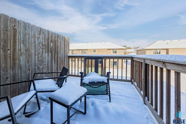 8602 W Lavern Wipf St Street 2, Sioux Falls, SD 57106