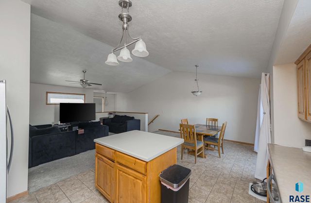 8602 W Lavern Wipf St Street 2, Sioux Falls, SD 57106