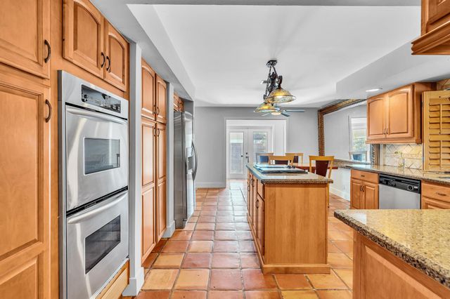 10133 NW 2nd Street, Coral Springs, FL 33071